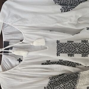 Nili Lotan Top. Size Small. Beautiful.